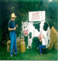 dyn 27. 564448991 Cow Milking Contest